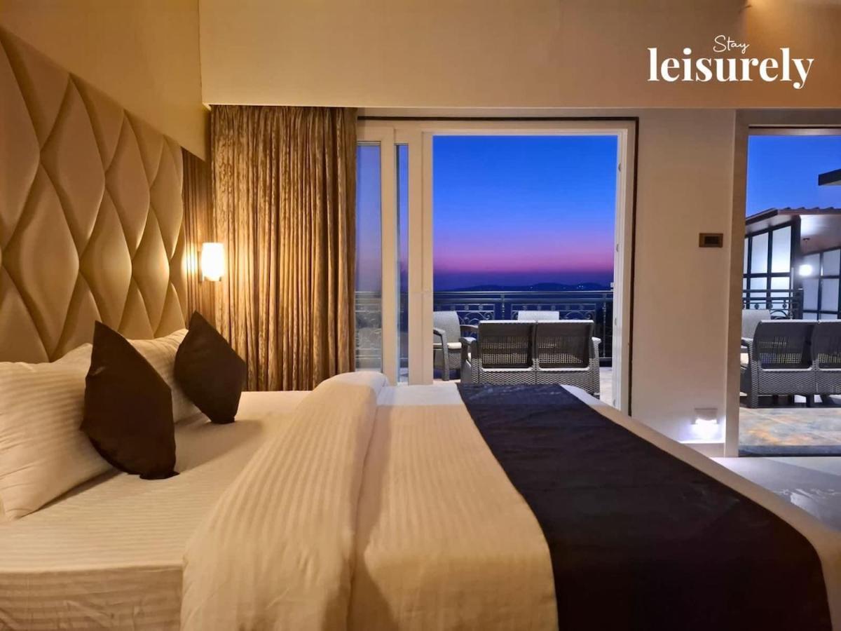 Stay Leisurely Avalon Heights 4Bhk, Панчгани Екстериор снимка